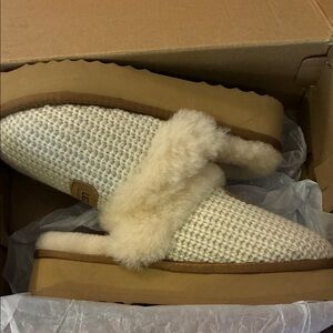 UGG Cream and Tan Knit Slippers